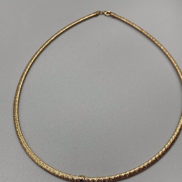 14k gold mesh necklace and Egyptian Cross - Picture 3 of 11